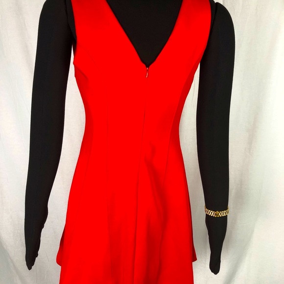 Dresses - Picture 2 of 2